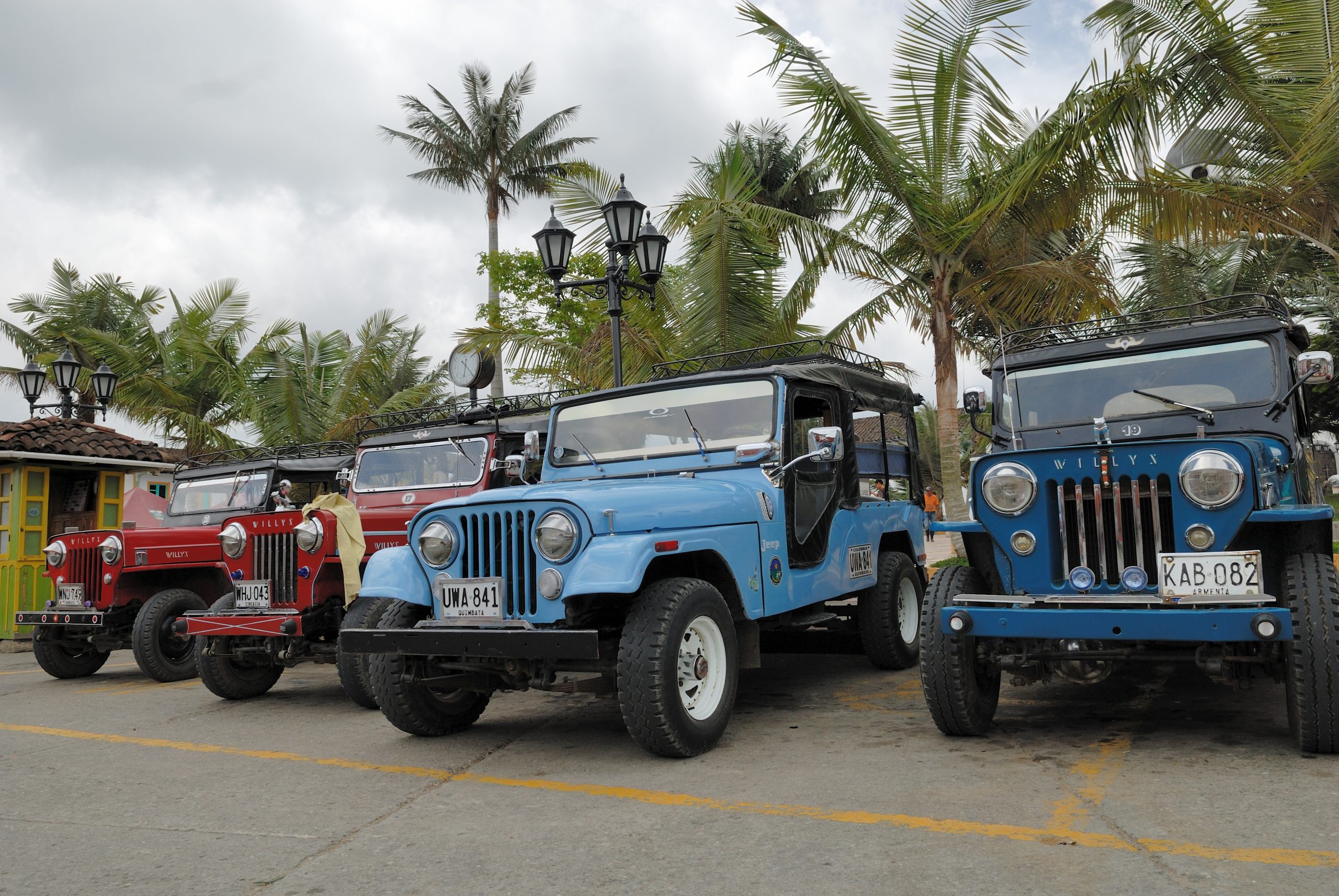 Self-drive Maxi through Colombia