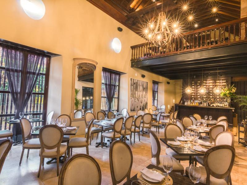 Bastión Luxury Hotel