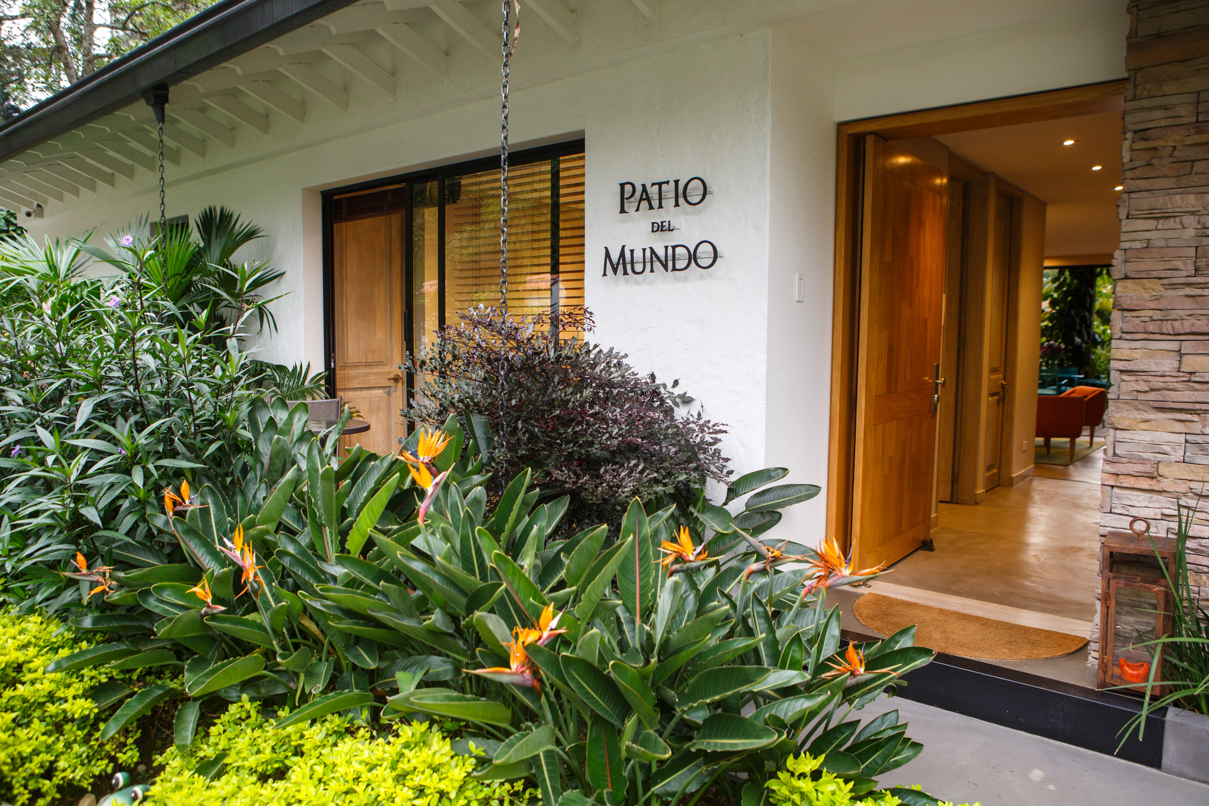 Patio del Mundo